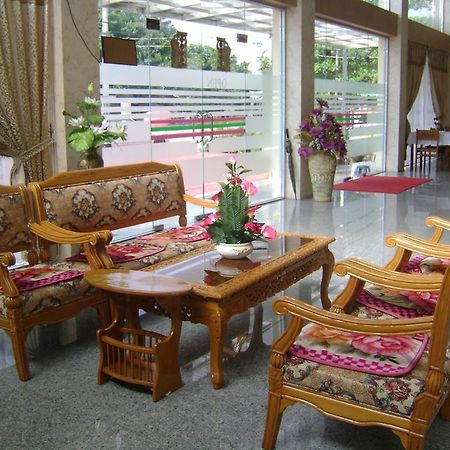 Royal Boss Hotel Yangon Exterior photo